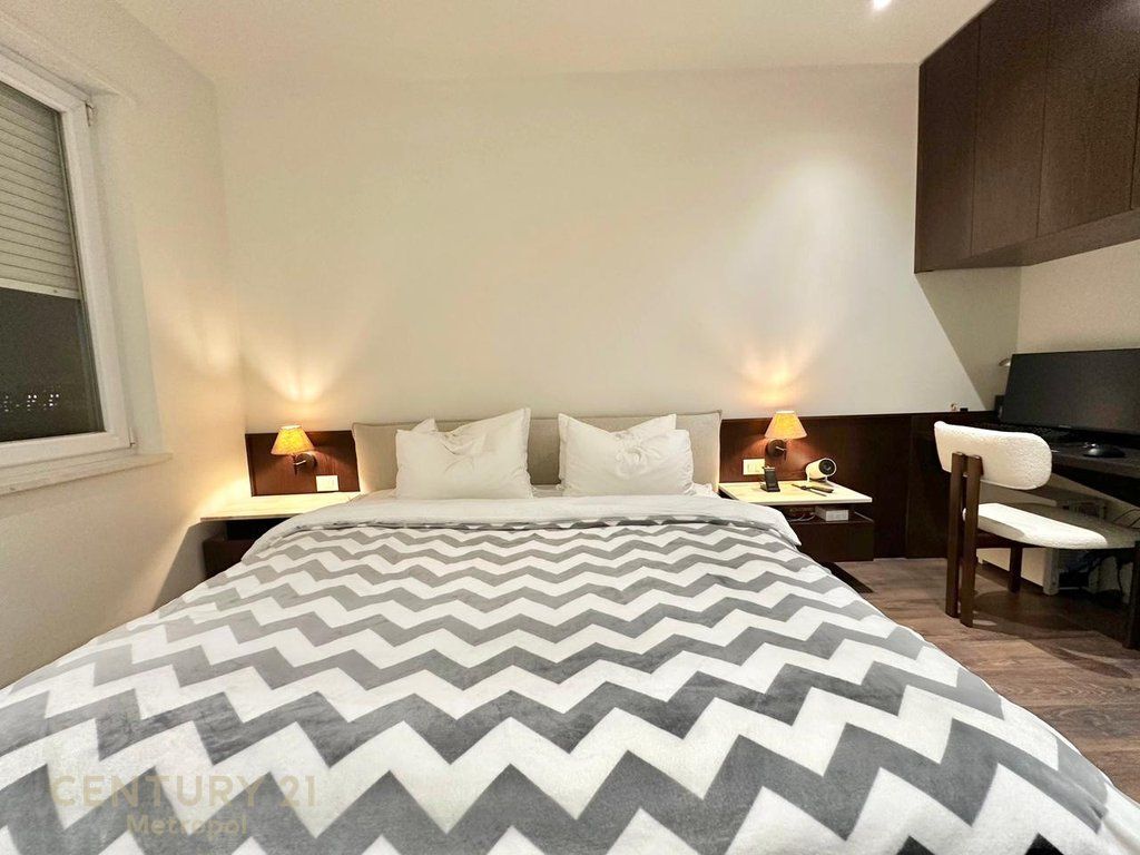 SHITET APARTAMENT 1+1 i MOBILUAR, VILAT GJERMANE!