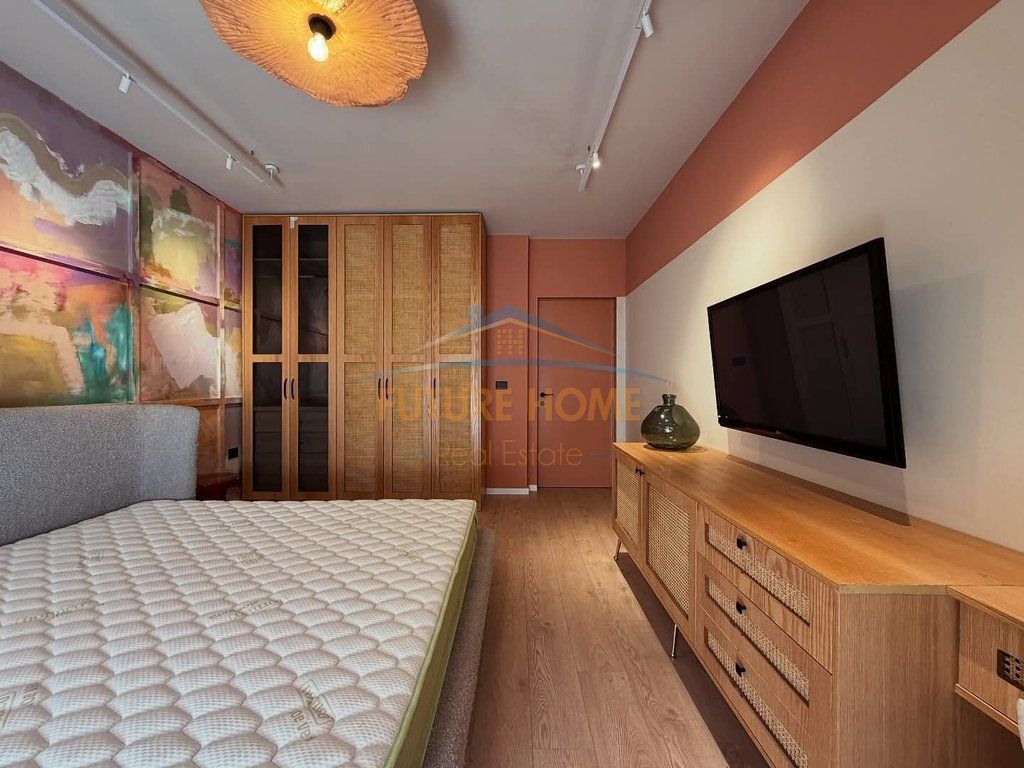 Qera,Apartament 1+1,Ish Ekspozita!