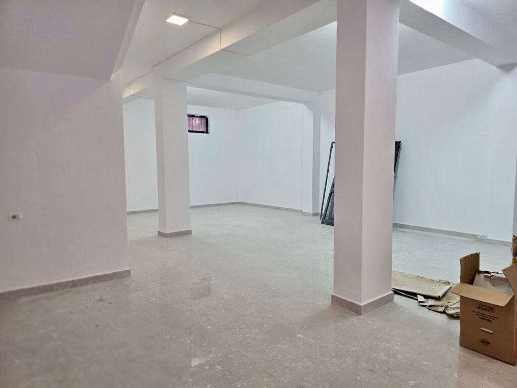 📣 QERA Ambient Biznesi 📍 Prane 21-Dhjetorit ✨  