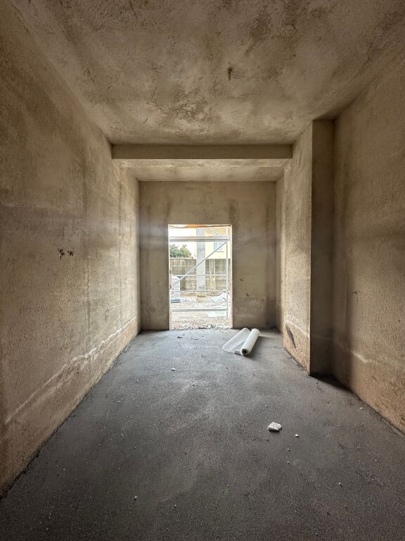 💥OKAZION💥 Shitet apartament 2+1 me verande te Univers City