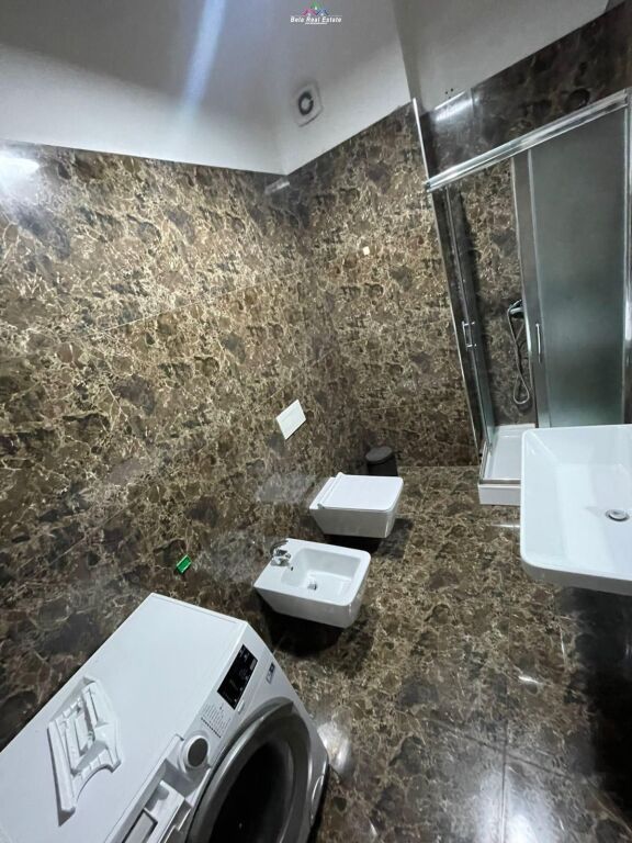 Apartament Me Qera 2+1+2 Tek Zogu I Zi (ID B2201592) Tirane.