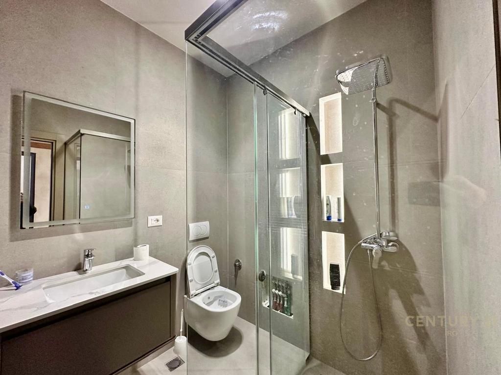 Apartment 2+1+2, Tirana Garden Building