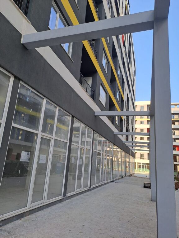 🏢 NJËSI SHËRBIMI NË SHITJE – UNIVERS CITY