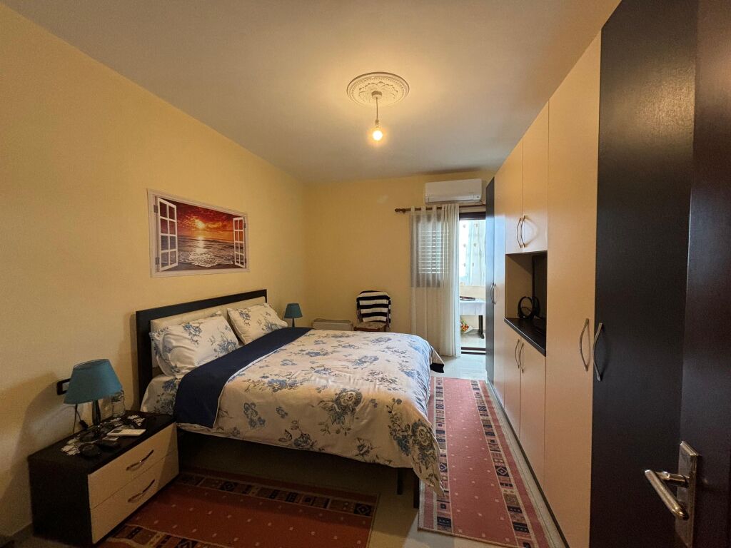 🏡 OKAZION NË SHITJE NË Rruga e Re – Vlorë!