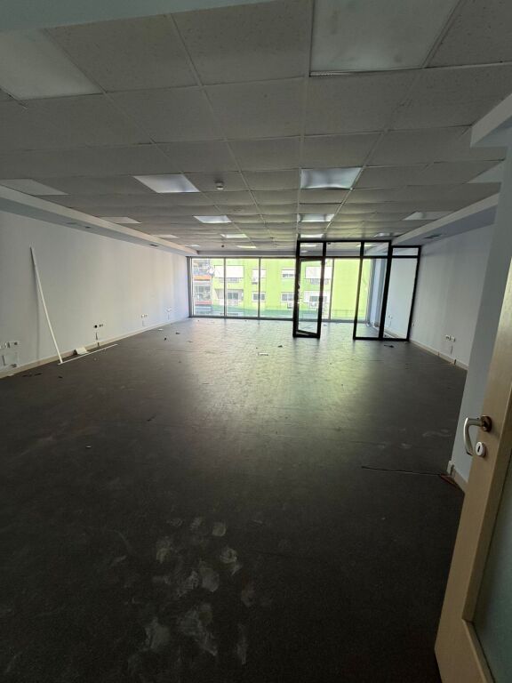 OFFICE FOR RENT BLLOK