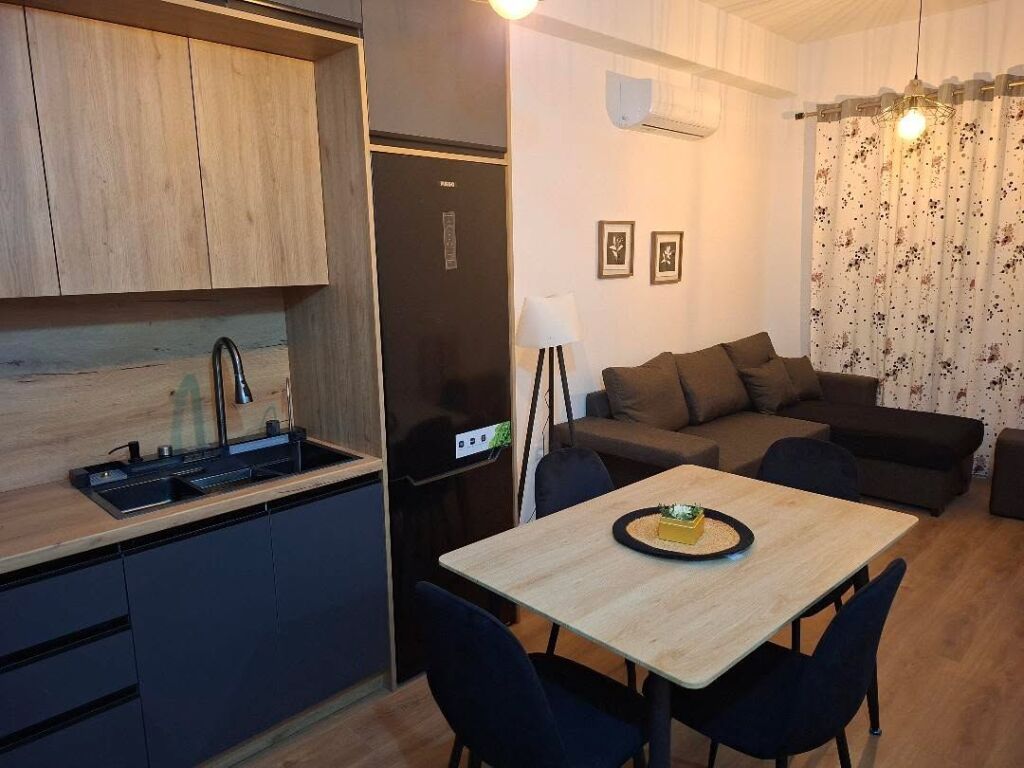 Apartament 1+1 Me Qira