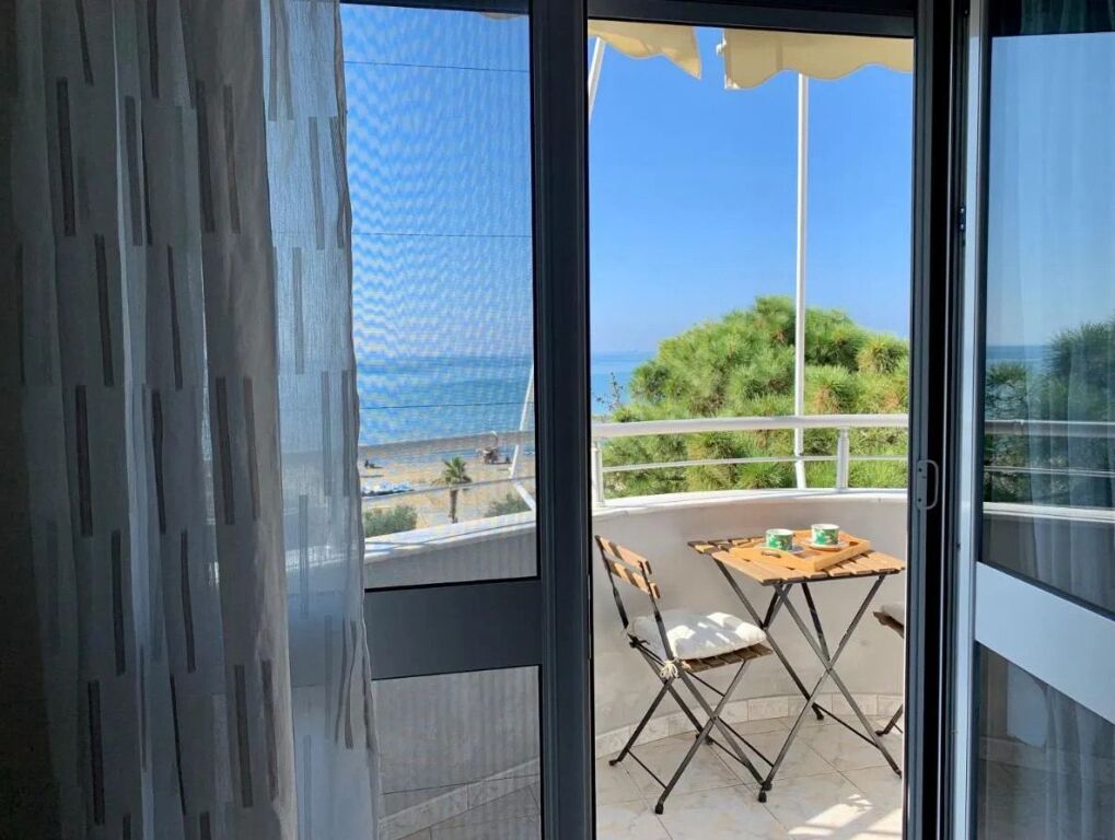 APARTAMENT 1+1 PËR SHITJE – VIJA E PARË NGA DETI  SHKEMBI I KAVAJES🌊