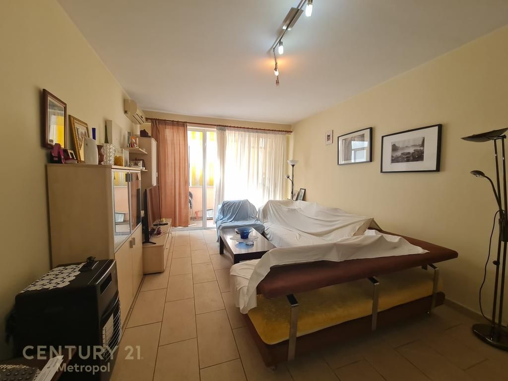 Apartament 2+1 Për Shitje në Komunën e Parisit, 265,000 € Sip. Totale  116m2