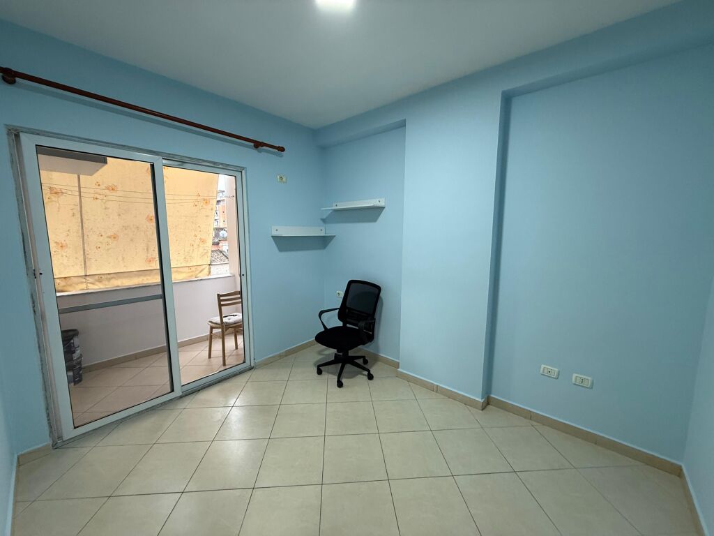 Apartment for rent empty