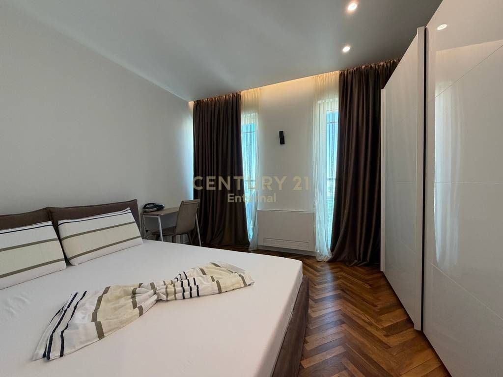 Apartament 2+1+2+ Post Parkimi per Qera te Ambasador 3