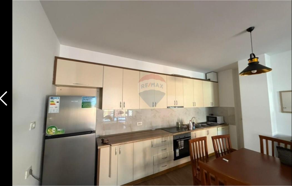 Apartament per qera 2+1+2 + parkim tek Kompleksi Delijorgji