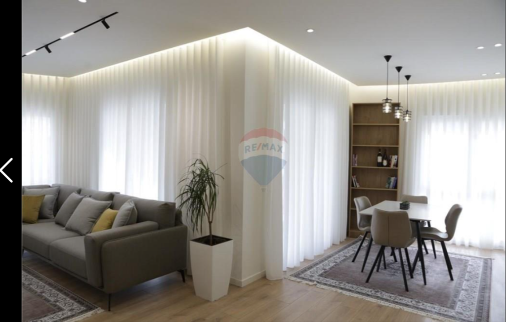 Apartment for rent 2+1 Zogu i Zi