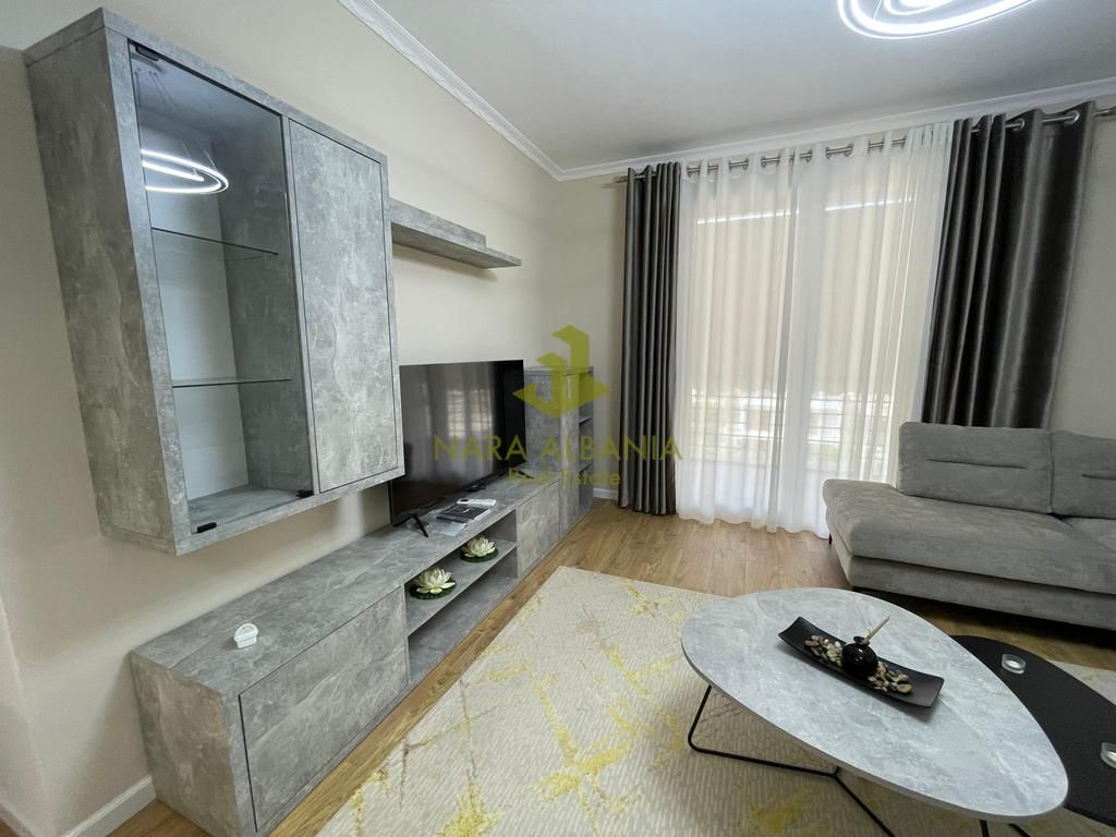 Apartment 2+1+2 for rent on Gramoz Pashko Street