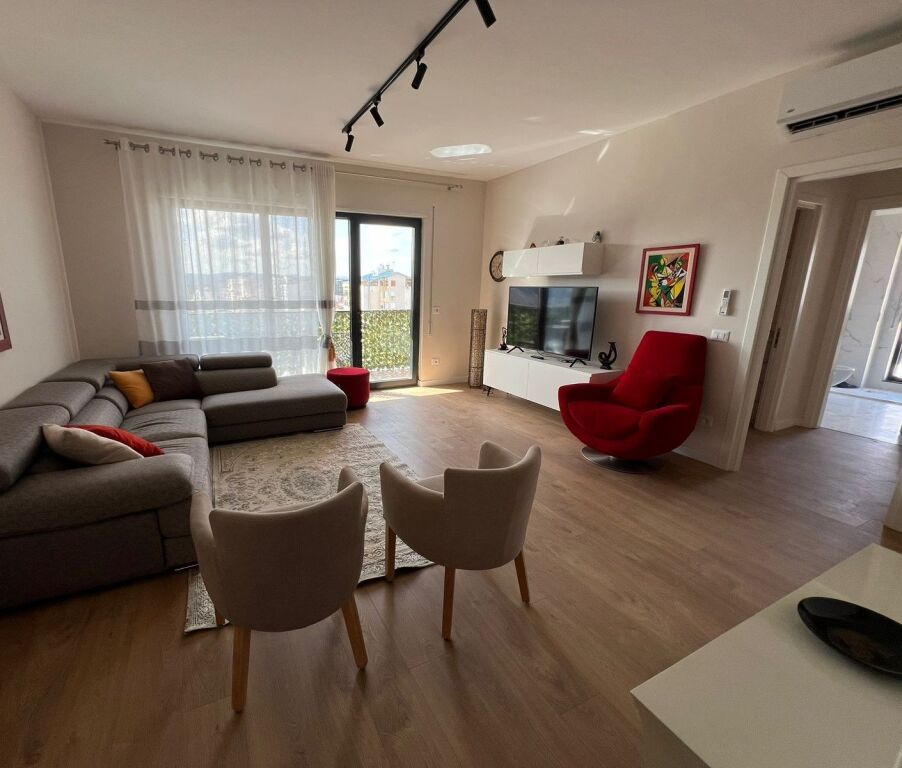 🏡 Apartament 2+1+2 me qira – Myslym Shyr, Tiranë