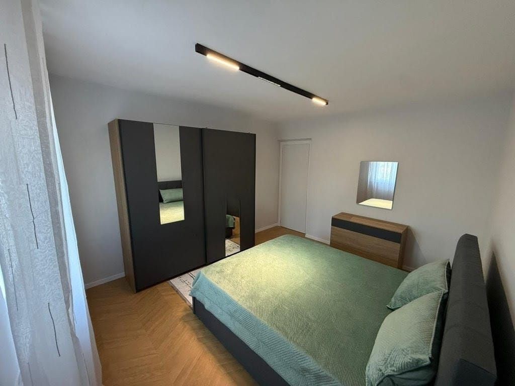 Shitet Apartament 1+1 te Selvia .