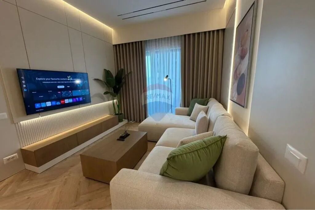 *For rent 2+1 +2 apartment - Tirana Garden Building, Kavaja Street*