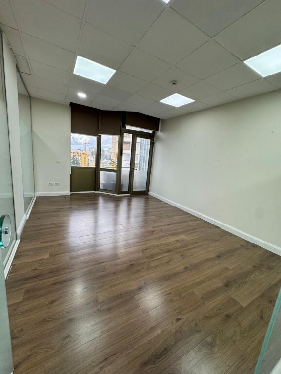 ZYRE PER QERA NE BLLOK