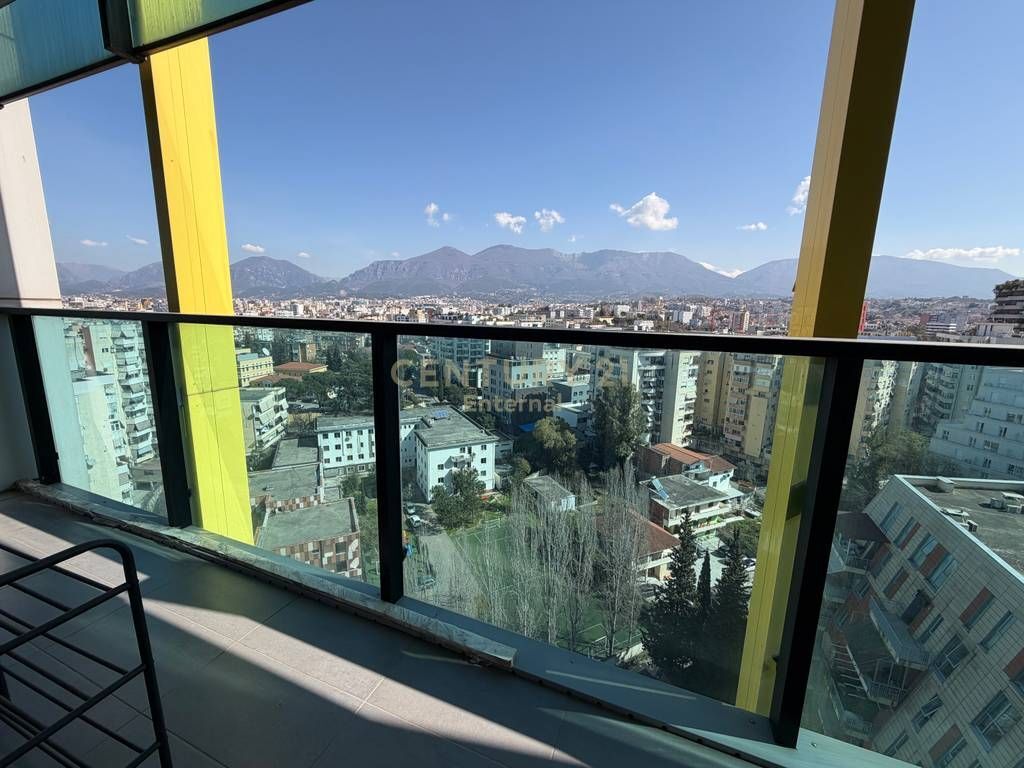 JEPET ME QIRA APARTAMENT 2+1+2 ME POST PARKIMI TEK AMBASADOR 3