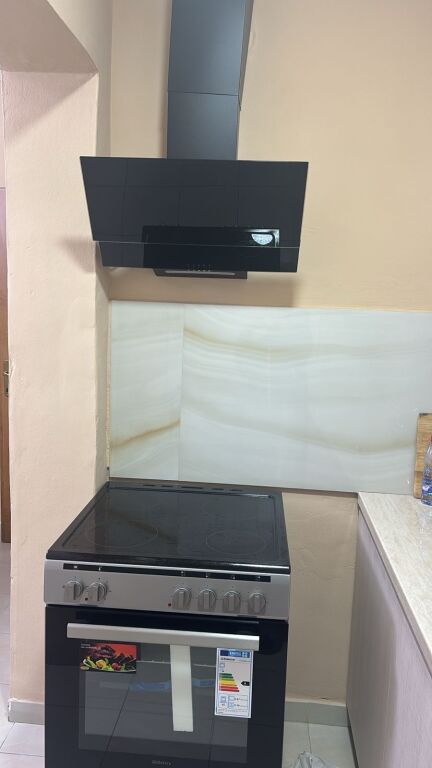 Jepet Me Qera Apartament 1+1+1 Ballkon