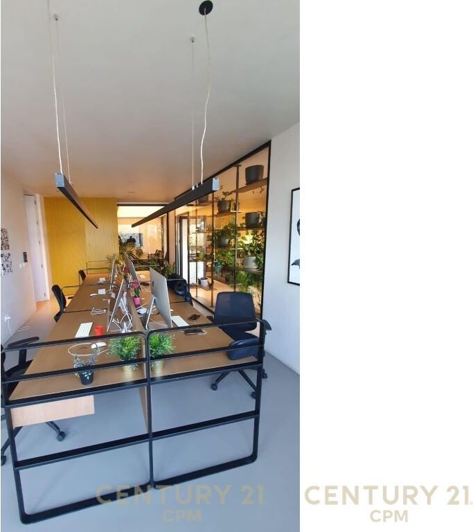 Ufficio Moderno in Vendita – Ish-Bllok, Tirana