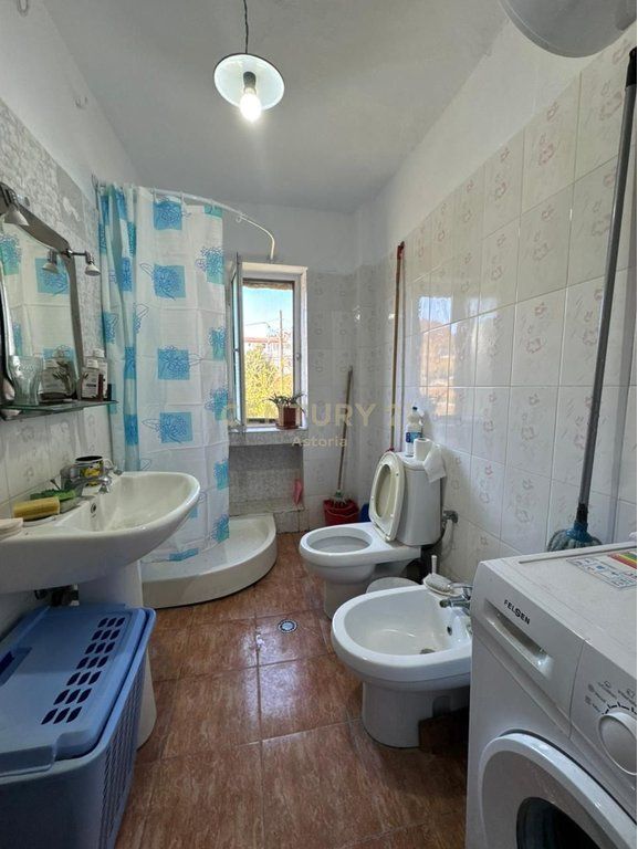 JEPET ME QIRA APARTAMENT 2+1 – MATERNITETI I RI