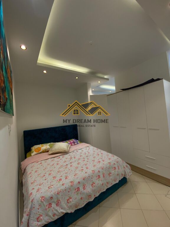 GARSONIERE TE SHKEMBI I KAVAJES, PER SHITJE!