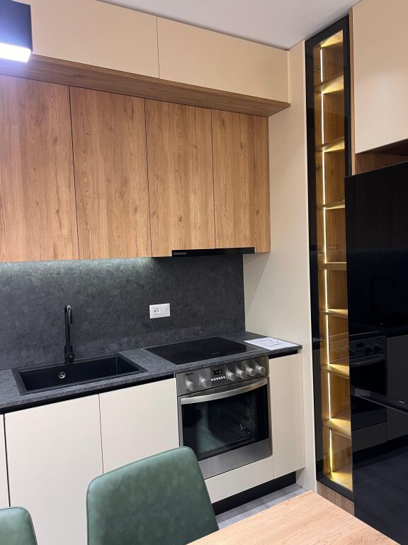 Jepet Me Qera Apartament 2+1+2 Tualete + 1 Post Parkimi + 1 Ballkon