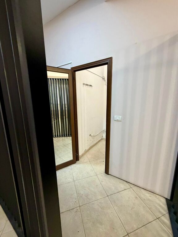 📣 QERA Ambient Zyre 📍 Prane 21-Dhjetorit ✨  