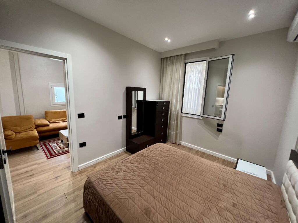 📣 QERA SUPER Apartament 1+1 📍 Prane Rruges Se "Durresit" ✨💶 Cmimi 600 Euro (i Pa Diskutueshem)