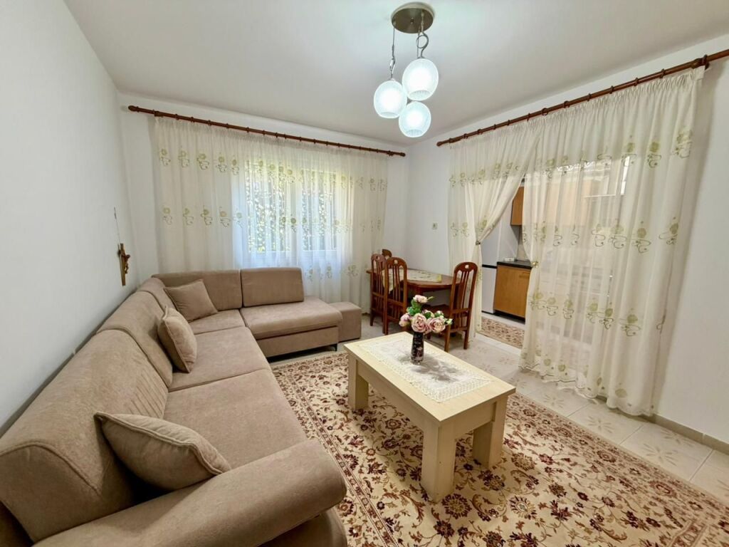 Apartment 2+1 for rent in Yzberisht