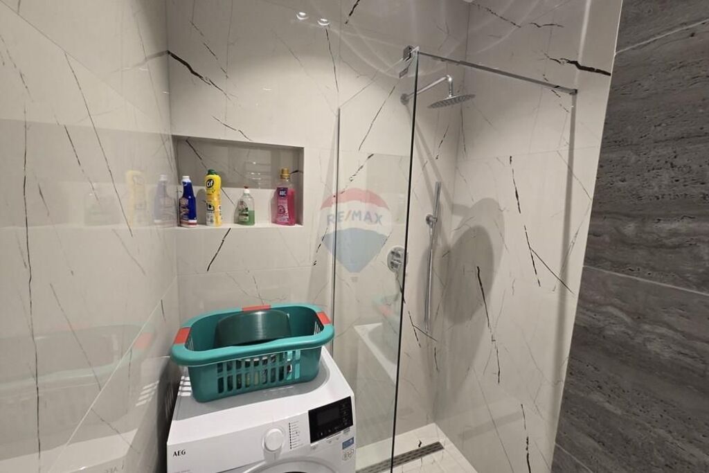 Apartament 2+1 me qera tek Bulevardi i Ri