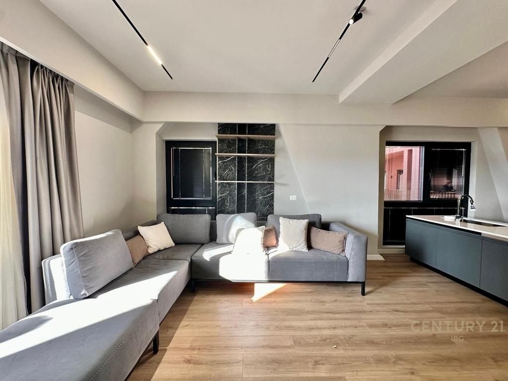 Apartment 2+1+2, Tirana Garden Building