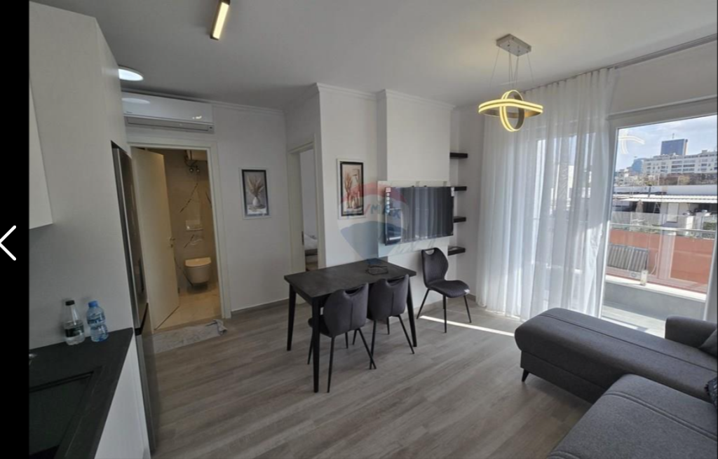 Apartament per qera 2+1 tek Bulevardi i Ri