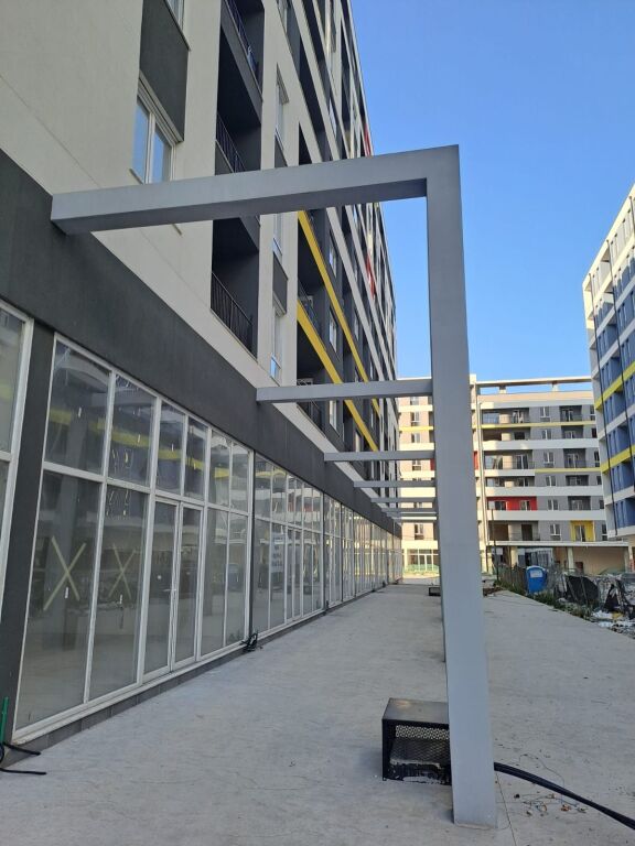 🏢 NJËSI SHËRBIMI NË SHITJE – UNIVERS CITY