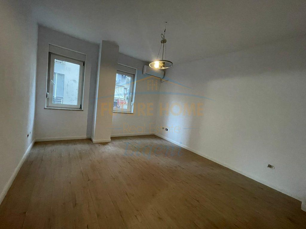 Rent, Apartment 1+1, Dry Lake, Tirana.