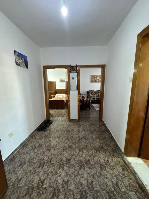 JEPET ME QIRA APARTAMENT 2+1 – MATERNITETI I RI