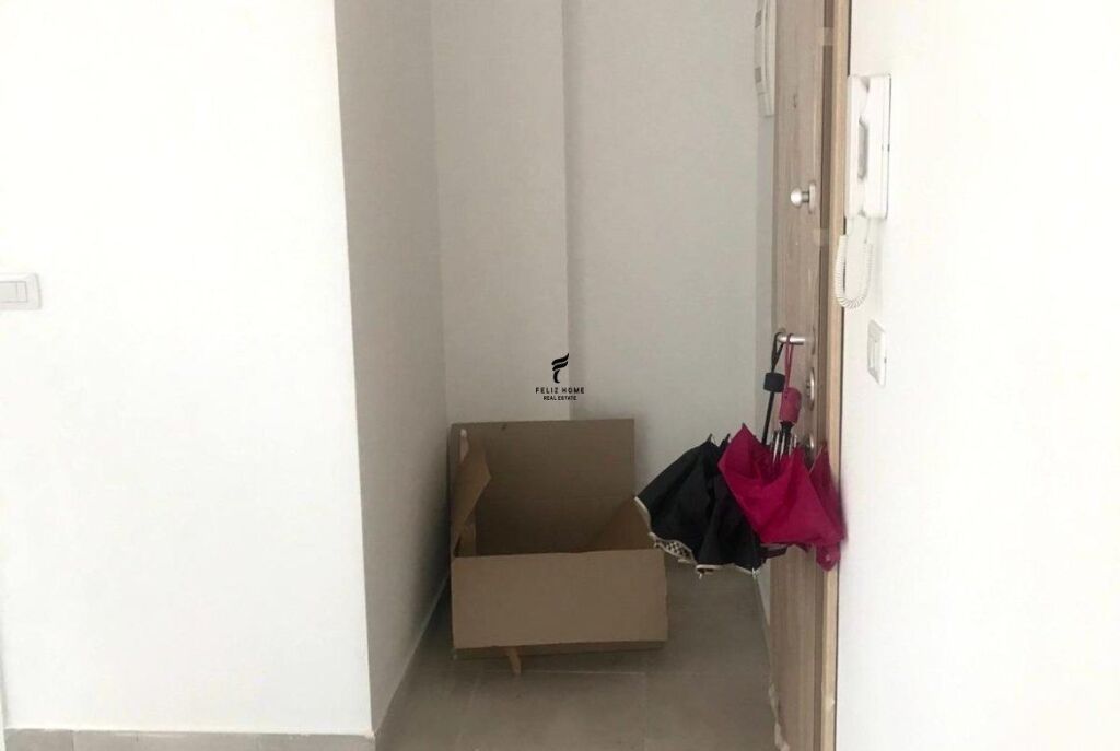 ZYRE ME QERA 50 M2 KOMUNA E PARISIT 70.000 LEKE FH-64142