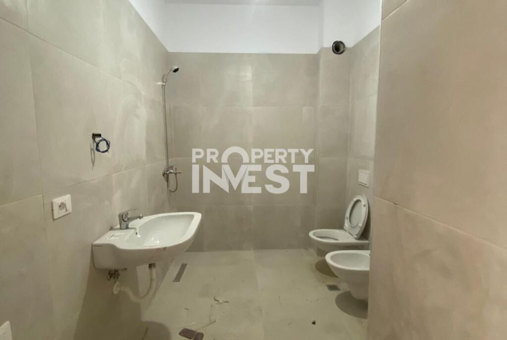 Ambient zyrash per qira tek Komuna e Parisit