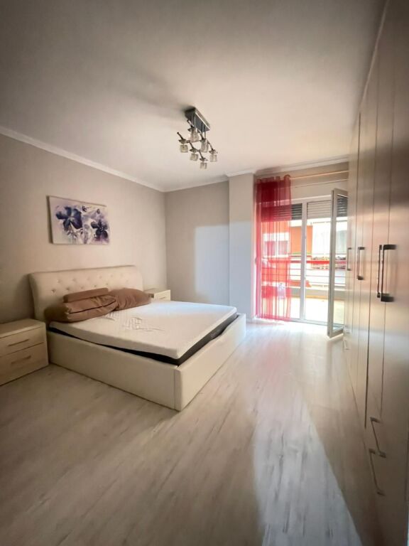 Apartament per shitje 2+1+2 te kompleksi Kolombo