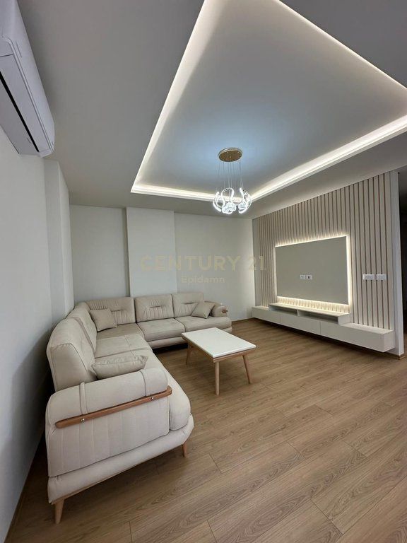 SHITET APARTAMENT 2+1+2 TEK ZOGU I ZI