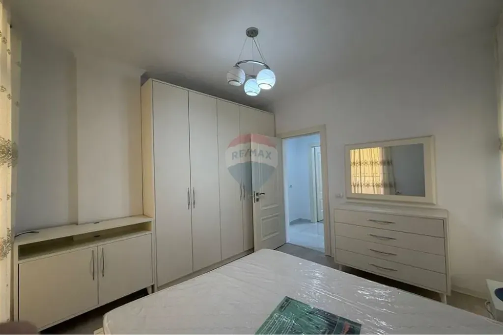 APARTAMENT 2+1+2 PER SHITJE NE XHAMLLIK