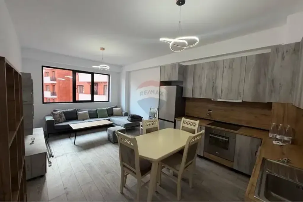 Apartament 1+1, Urban Gate