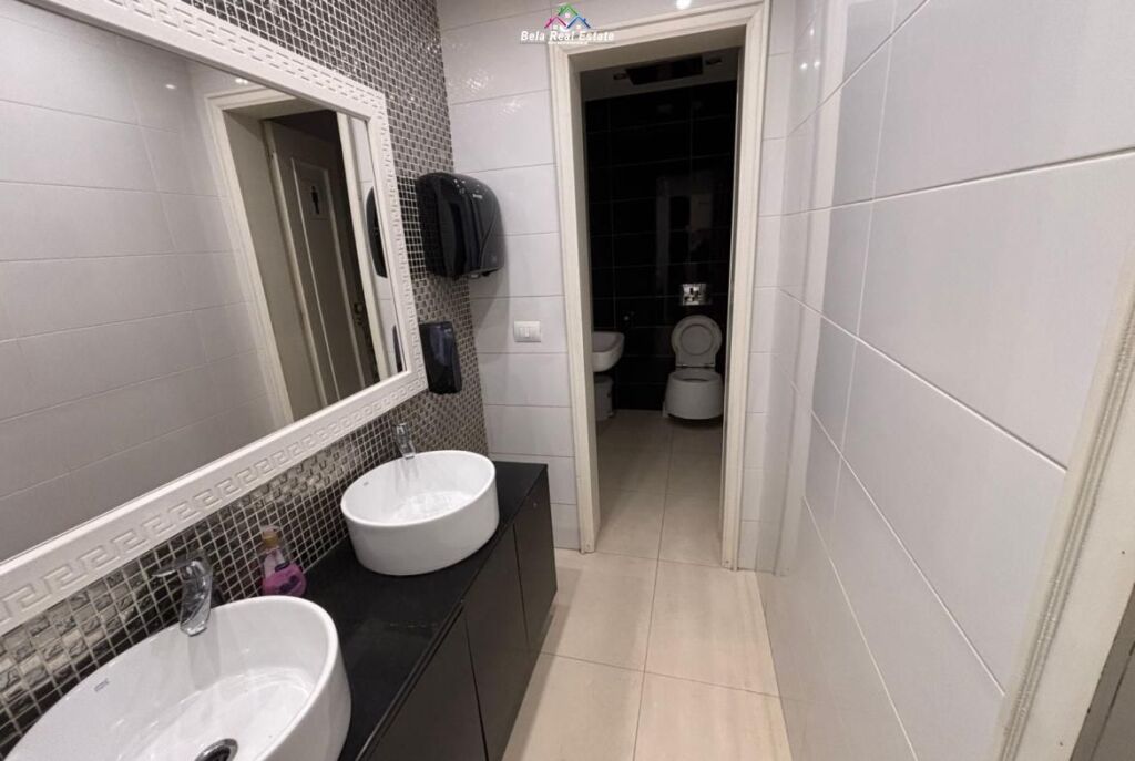 Vendita Attività Bar Caffè- Ristorante a Bllok ( ID BSHB176) Tirana