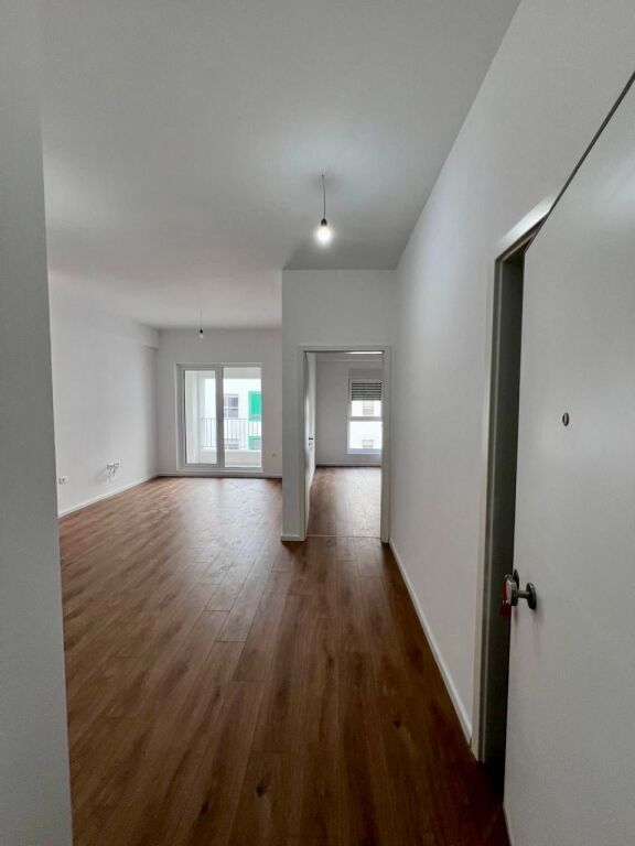 📣 SHITET Apartament 1+1 📍 Rezidenca Kaimi, Ali Demi 🛣️ Rruga "Pasho Hysa" ✨  
