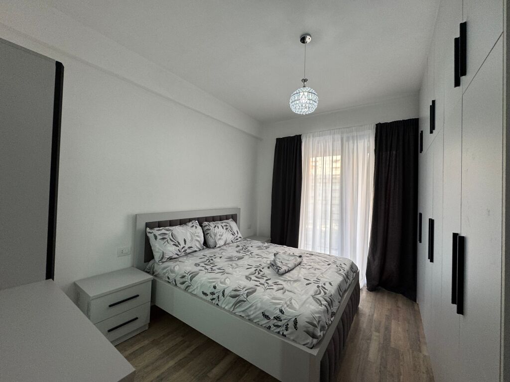 Japim me qira 1+1 te Urban Gate