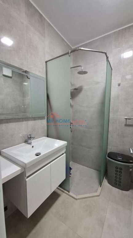 Apartament 1+1 me qira Tek Birra Tirane