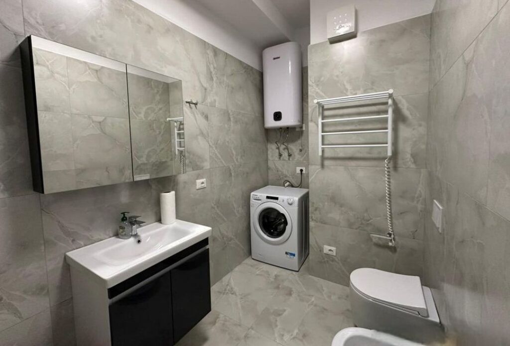 COMUNE DI PARIGI-APPARTAMENTO IN AFFITTO 1+1