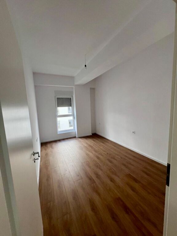 📣 SHITET Apartament 1+1 📍 Rezidenca Kaimi, Ali Demi 🛣️ Rruga "Pasho Hysa" ✨  