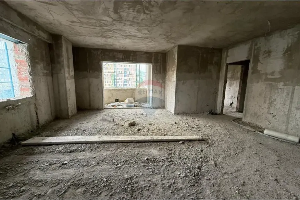 Shesim apartament 3+1+2 në zonën Don Bosco, pranë Rezidencës Mara.