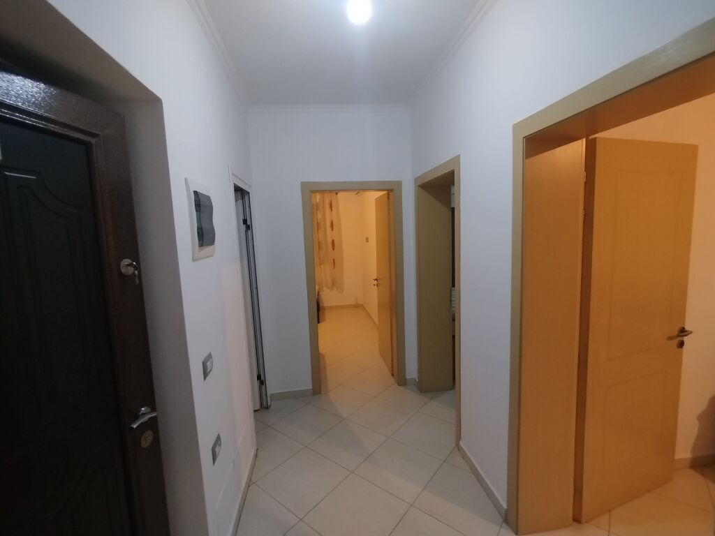 Apartament 2+1+depo për qira Vasil Shanto